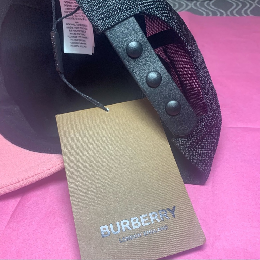 Authentic Burberry Pink and Black Mesh Cap - Picture 7 of 11